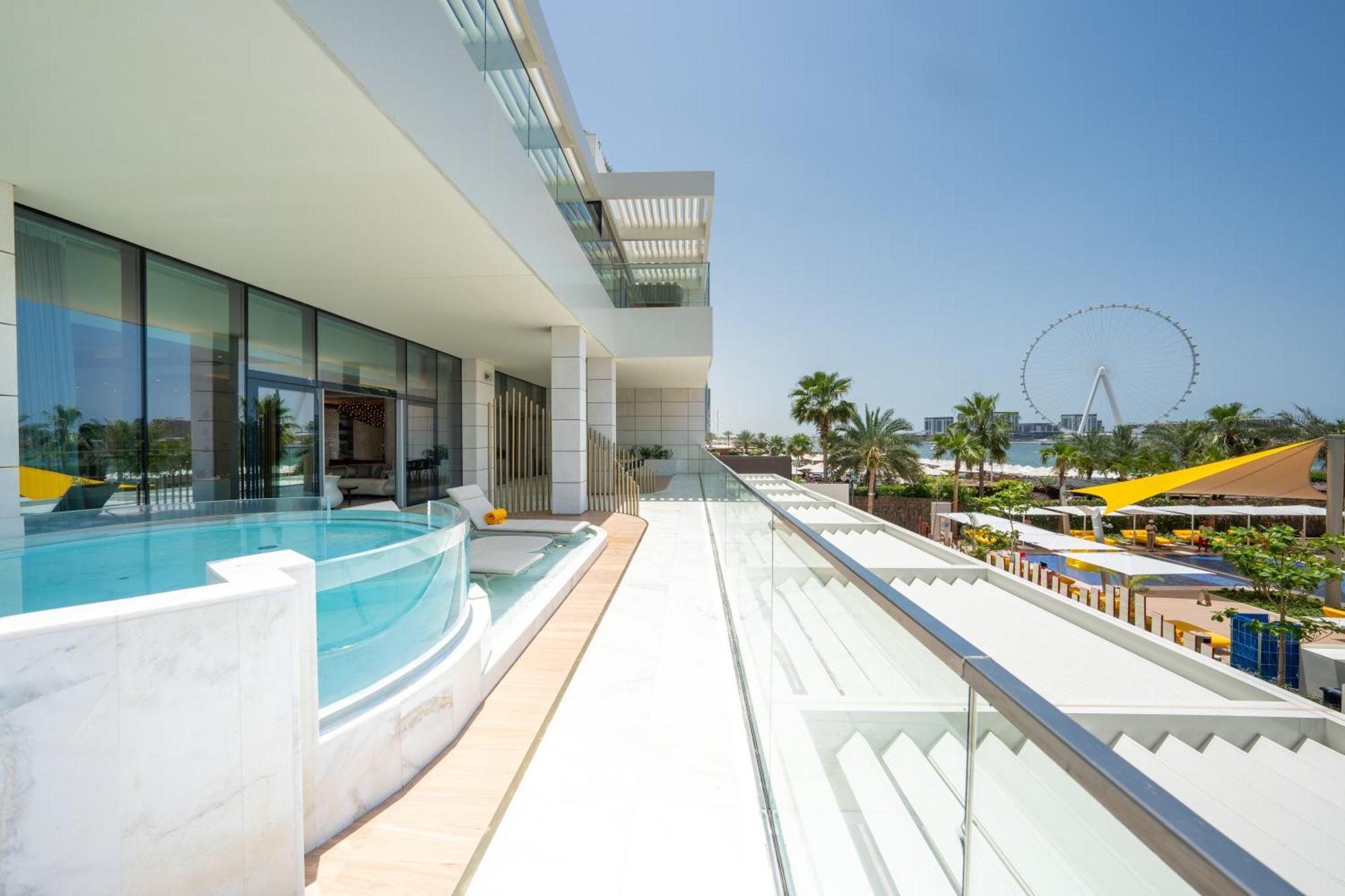 Five Luxe Hotel Dubai Exterior photo The View at The Palm